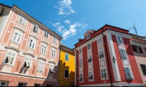 Izola Manziolijev trg