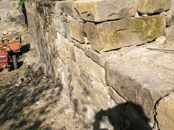 Kamniti zid1