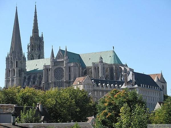 Katedrala v Chartresu