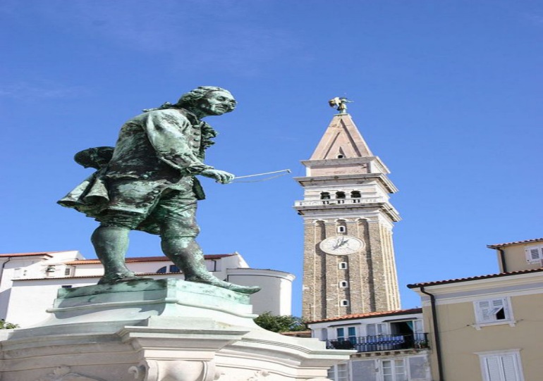 Piran Tartinijev trg