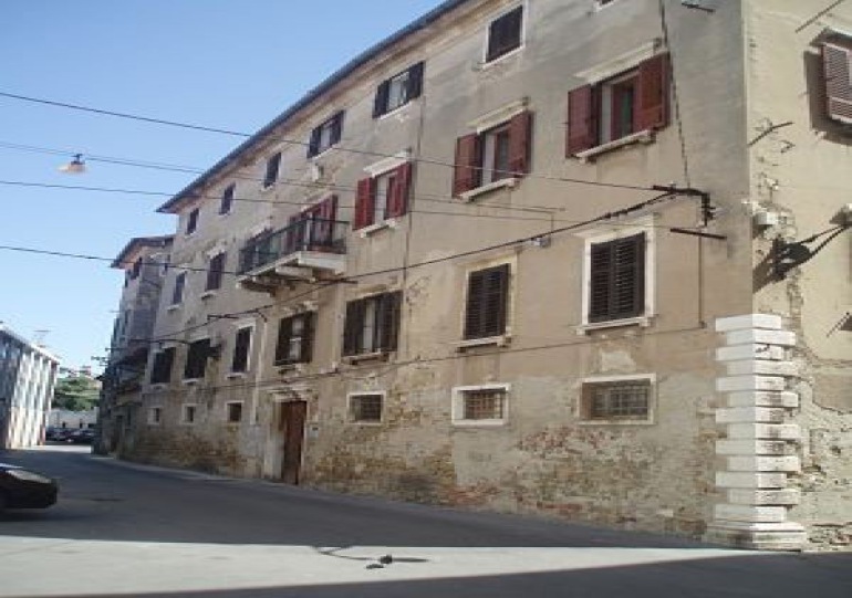 Koper palača Del Bello