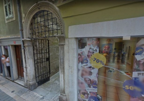 Koper renesančni portal