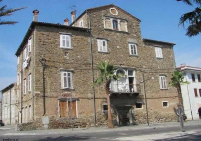 Koper palača De Belli